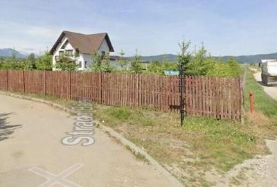 Teren in aria rezidentiala, cu doua fronturi stradale, Crist - 4