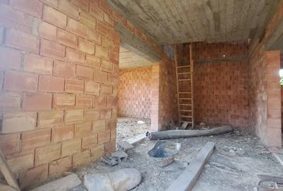 Casă cu 2 camere în Mujna - 2