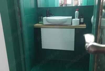 Spațiu comercial, de 170 mp, în Central - 7