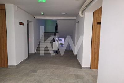 Apartament cu 2 Camere I Decomandat I Parcare - Tractorul - 2