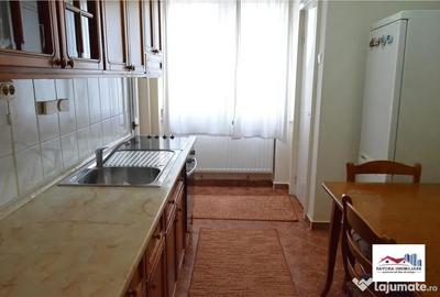 Apartament cu 3 camere decomandat în Aleea Carpați - 5