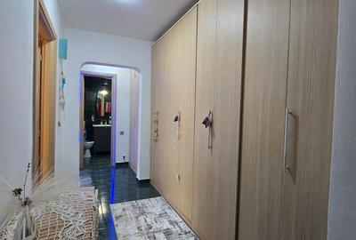 Apartament cu 3 camere decomandat în Berceni - 5