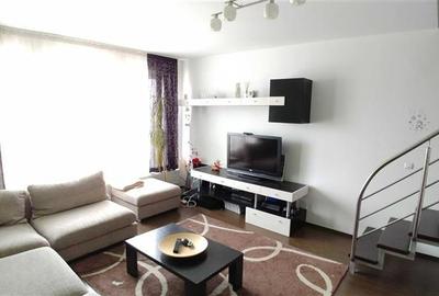 Apartament cu 4 camere circular, mobilat în Zorilor
