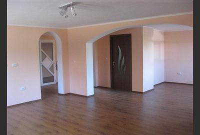 Villa for sale, 9 Rooms, land 4500 sqm, Păulești - 5