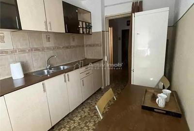 Apartament 3 camere - decomandat - bd.Timisoara - 8