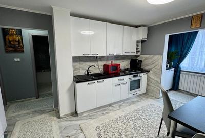 Apartament cu 2 camere decomandat în Petros - 8
