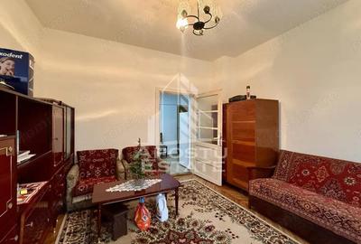 Casa individuala, centrala proprie, acces auto, teren 216mp,zona Plopi