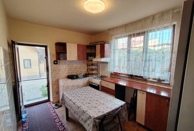 Casa P + 1 + M cu 5 camere, zona centrala a Craiovei - 4