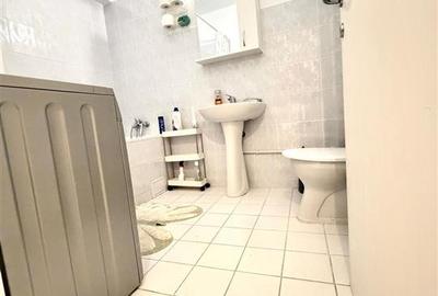 Apartament cu 3 camere decomandat, mobilat în Vitan Mall - 11