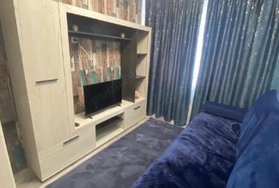 Apartament cu 3 camere decomandat în Central - 1