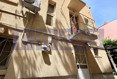 Casă individuală cu 5 camere cu Canalizare în Domenii - 1