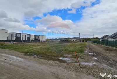 Teren de 720 mp, în Lisaura - 5
