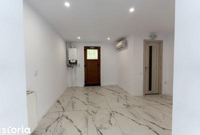 Spațiu comercial, de 75 mp, în Central - 2