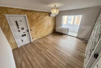 Apartament cu 3 camere semidecomandat în Central