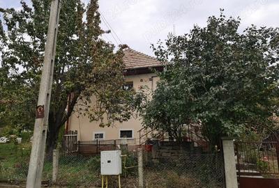 Casă cu 2 camere cu Teren 2040 Mp în Rediu - 1
