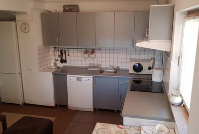 Apartament de vanzare - 2