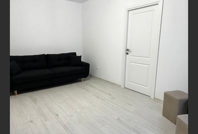 Apartament de vis - complet renovat, mobilat, etaj 2/4 - 2