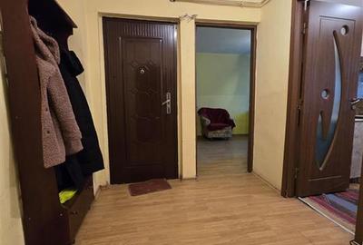 Dacia - statia Columnei, 3 camere decomandat cu geam la baie, liber - 2