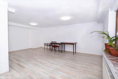 Casă cu 3 camere cu Teren 65 Mp în Central - 7
