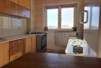 Apartament cu 2 camere semidecomandat în P-ța Muncii - 1