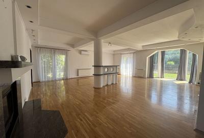 Vila clasica, spatioasa,  piscina, mobilata, langa Britsh School