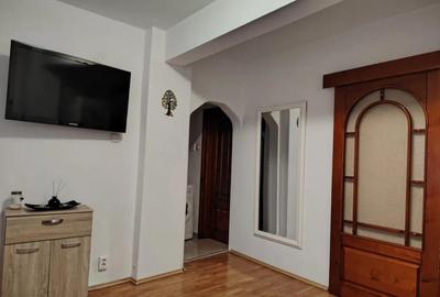 Apartament cu 2 camere semidecomandat în George Enescu