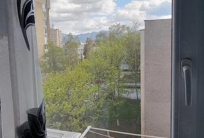Garsonieră semidecomandată în Tractorul - 4