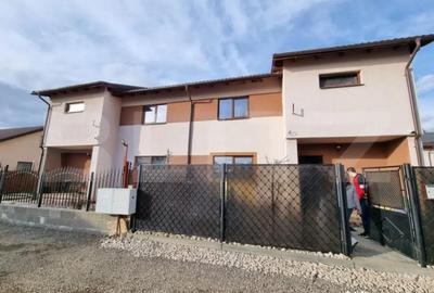 Casă cu 4 camere cu Teren 279 Mp în Central - 15