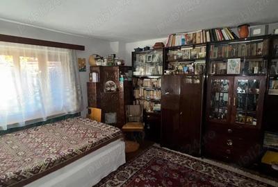 Casă cu 6 camere cu Teren 450 Mp în Aluniș - 11
