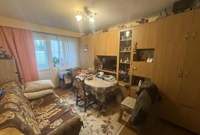Apartament cu 3 camere decomandat, mobilat în Grigorescu