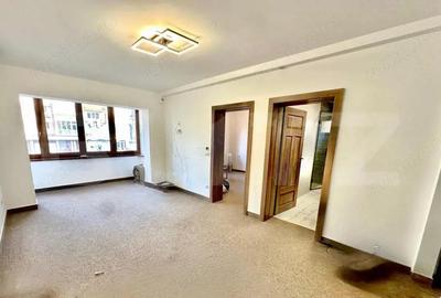 Apartament cu 2 camere semidecomandat în Cetate - 3