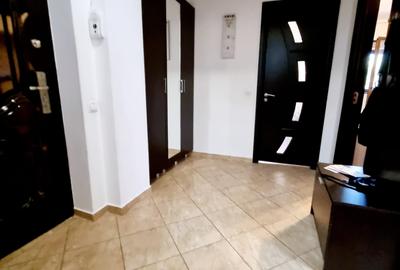 Apartament 2 camere decomandat, mobilat, parcare, Amurgului, metrou 5 minute - 2