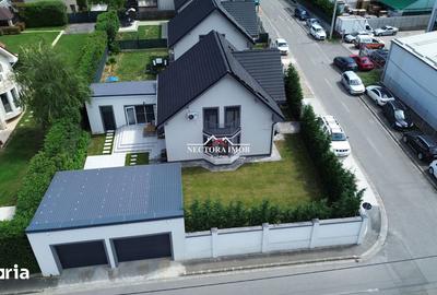 Casă cu 5 camere cu Teren 476 Mp în Sânmartin