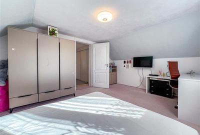 Casă cu 3 camere cu Canalizare în Exterior Est - 19