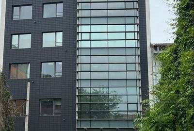 Spatiu comercial de vanzare pentru birouri, PIATA VICTORIEI 335 mp - 1