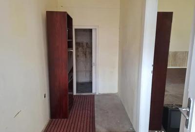 Apartament cu 3 camere semidecomandat în Central - 13