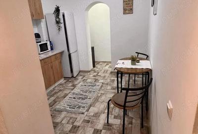 Garsonieră decomandată în Domenii - 2