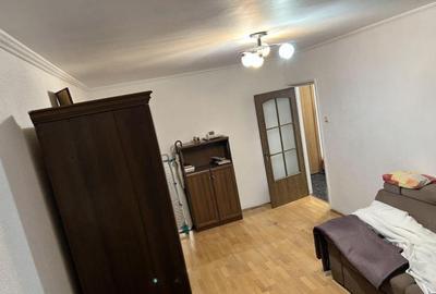 Apartament cu 3 camere decomandat în Dristor - 1