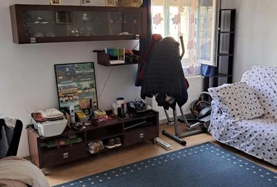 Casă cu Teren 500 Mp în Roșu - 1