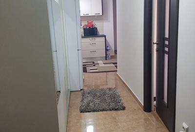 Apartament cu 3 camere decomandat în Central - 2