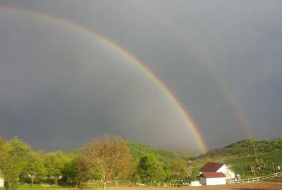 Casă cu 2 camere cu Teren 7500 Mp în Sulighete - 2