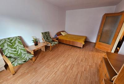 Garsonieră decomandată în P-ța Victoriei - 4