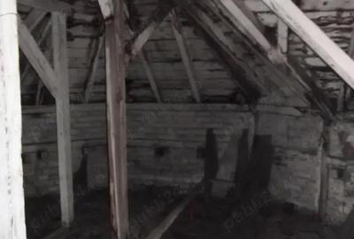 Casă cu 6 camere cu Teren 300 Mp în Vitan - 5