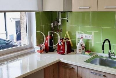 Unirii |  Mitropolie | Bloc boutique | 2006 Unirii |  Mitropolie | Bloc boutique | 2006 - 5