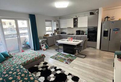 Apartament cu 3 camere decomandat în Central - 2