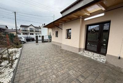 Spațiu comercial, de 81 mp, în Central