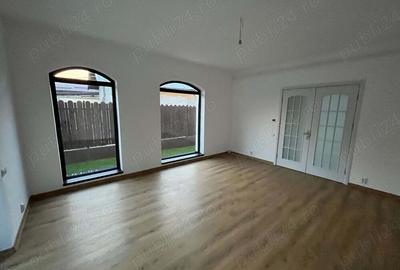 Casă cu 3 camere în Caracal - 3