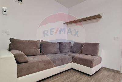 Apartament cu 3 camere de inchiriat - 1