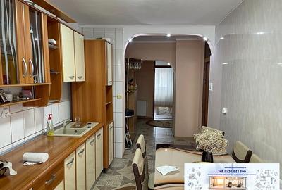 Apartament de vanzare, 3 camere, parter, zona Garii - 2