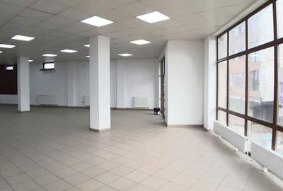 Spațiu comercial, de 180 mp, în Central - 2
